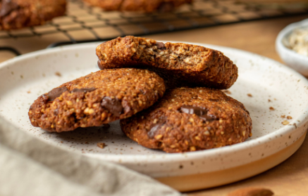 Fitness recept: Veganski keks od badema s komadićima čokolade